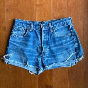 Vintage 501 Levi’s Shorts | Size 29